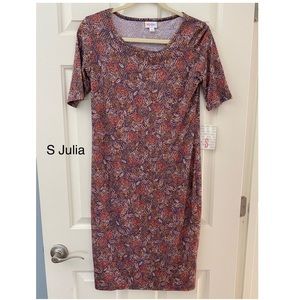 Small LuLaRoe Julia dress